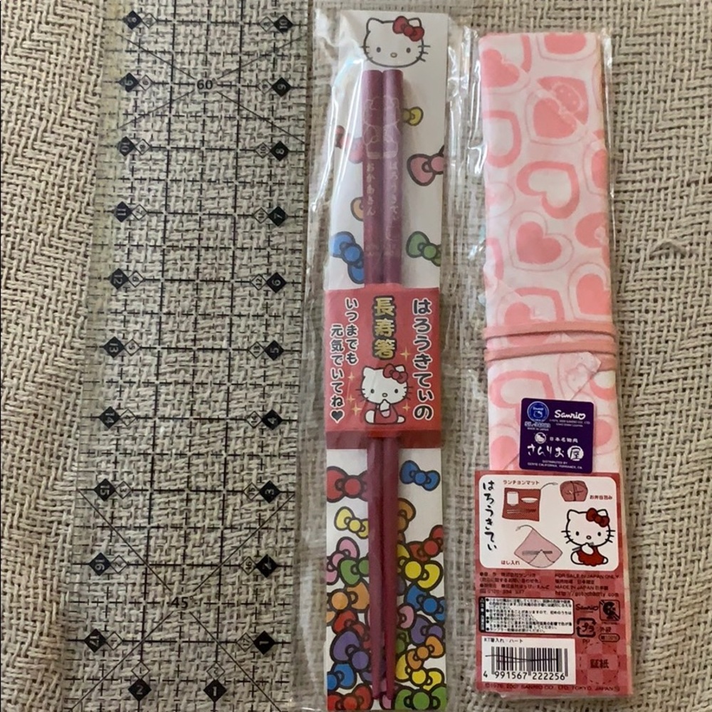 Hello Kitty Chopstick and Wrap